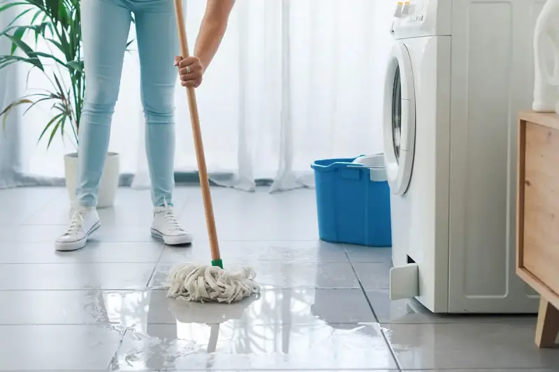 Washing machine leaking water